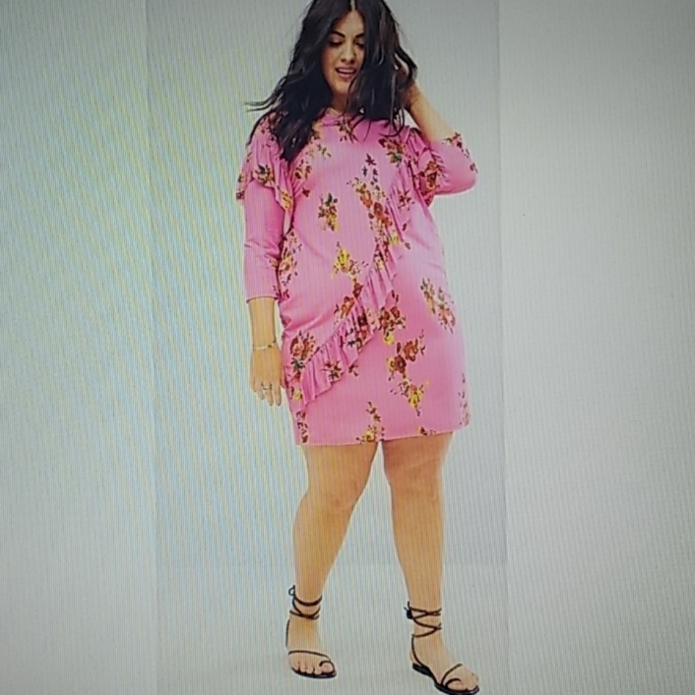 NEW ASOS Curve Floral Ruffle Dress